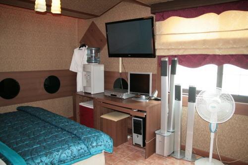 Movie Motel Jinju Oda fotoğraf